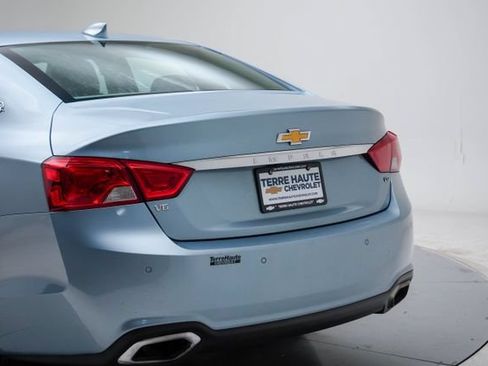 Used 2015 Chevrolet Impala LTZ FWD image 4