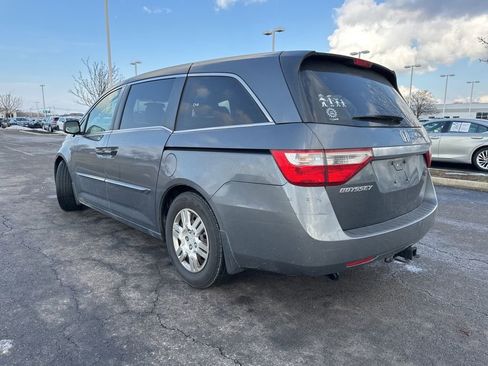 Used 2011 Honda Odyssey LX image 8