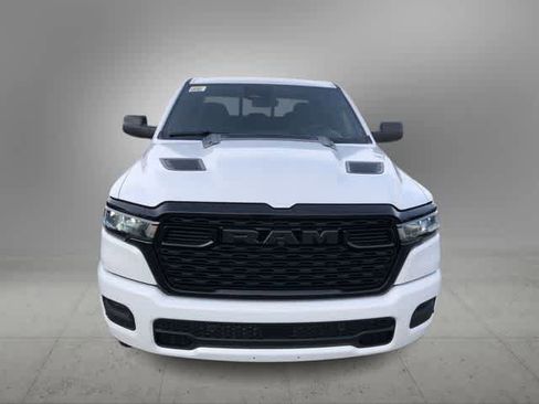 New 2026 RAM 1500 Express AWD/4WD image 9