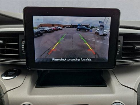 Certified 2023 Ford Explorer XLT AWD/4WD image 19