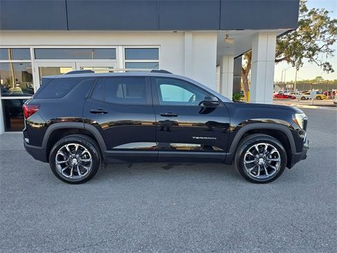 New 2026 GMC Terrain Elevation w/ Elevation Premium Package image 7