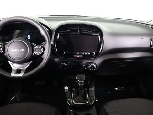 Used 2025 Kia Soul S FWD image 34