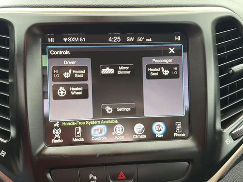 Used 2018 Jeep Cherokee Limited w/ High Altitude Package image 10