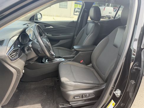 Used 2021 Buick Encore GX Select w/ Sport Touring Package FWD image 13