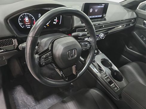 Used 2023 Honda Civic Sport image 16