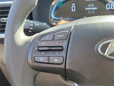 New 2026 Hyundai Venue SEL image 5