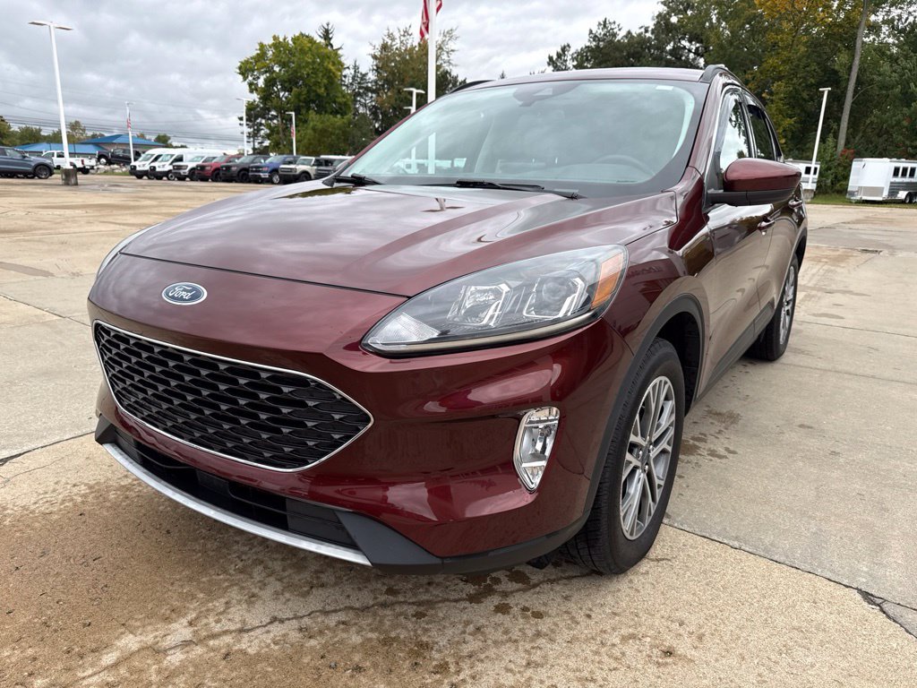 Used 2021 Ford Escape SEL w/ Technology Package FWD image 2