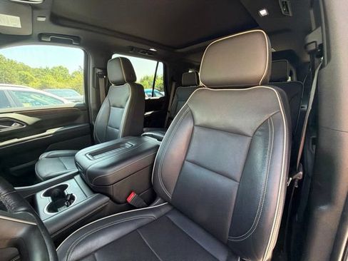 Used 2021 Chevrolet Tahoe Premier w/ Premium Package AWD/4WD image 21