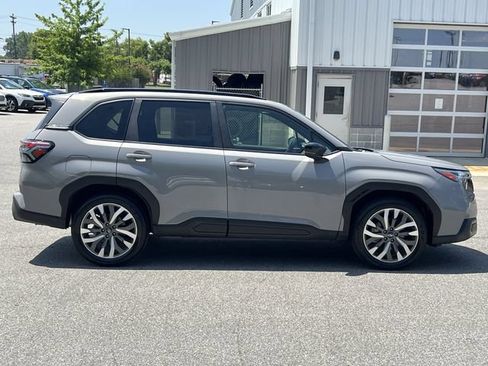 Certified 2025 Subaru Forester Touring AWD/4WD image 14