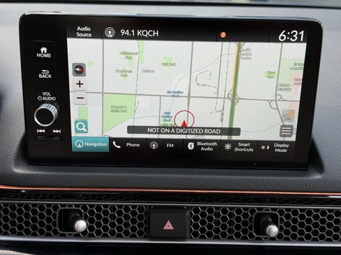 Used 2023 Honda Civic Touring image 28