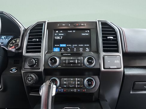 Used 2019 Ford F150 Lariat w/ Equipment Group 502A Luxury AWD/4WD image 15