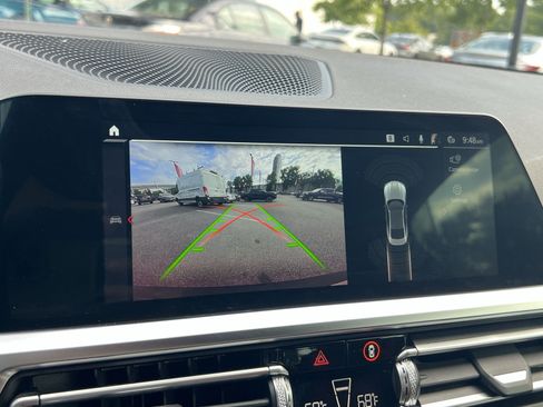 Used 2022 BMW M4 Competition w/ M Carbon Exterior Package RWD image 19