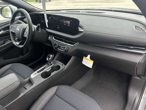New 2026 Buick Envista Sport Touring w/ Convenience I Package FWD image 28