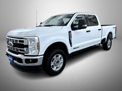 Used 2025 Ford F350 XLT AWD/4WD image 1