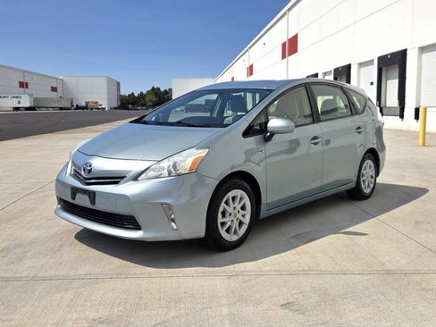 Used 2014 Toyota Prius V Three FWD image 1