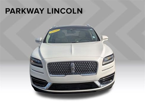 Used 2020 Lincoln Nautilus Reserve image 2