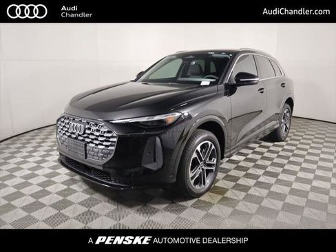 Used 2025 Audi Q5 Premium w/ Convenience Package AWD/4WD image 1
