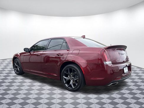 Used 2021 Chrysler 300 S w/ S Model Appearance Package RWD image 5