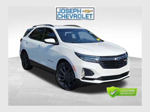 Used 2022 Chevrolet Equinox RS FWD image 1