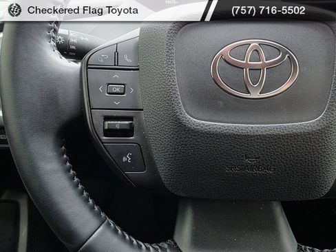 Used 2023 Toyota Prius LE image 13