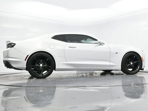 Used 2020 Chevrolet Camaro LT w/ RS Package image 42
