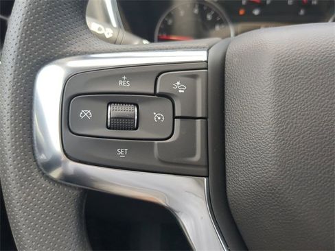 New 2025 Chevrolet Blazer LT w/ Midnight/Sport Edition image 25