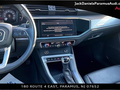 Used 2023 Audi Q3 2.0T Premium w/ Convenience Package image 6