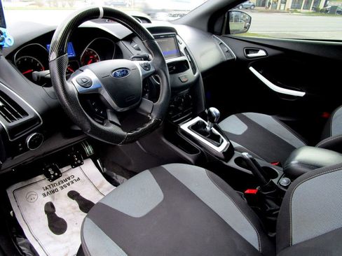 Used 2014 Ford Focus ST image 11