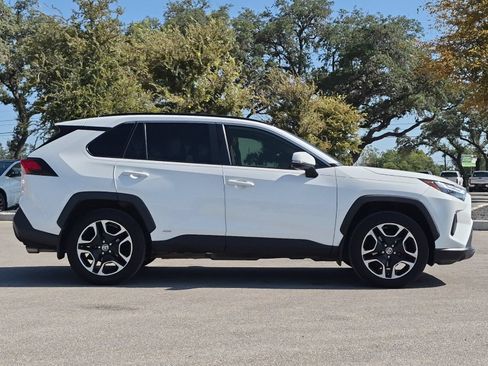 Certified 2022 Toyota RAV4 XLE w/ Convenience Package AWD/4WD image 6