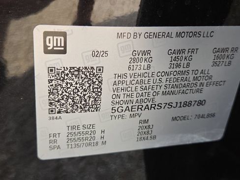 Certified 2025 Buick Enclave Preferred FWD image 35