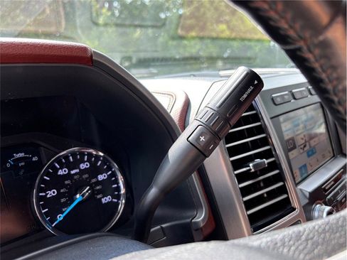 Used 2019 Ford F350 Platinum w/ Platinum Ultimate Package image 40