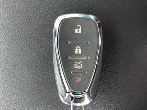 Used 2022 Chevrolet Malibu LS w/ Driver Confidence Package II FWD image 32