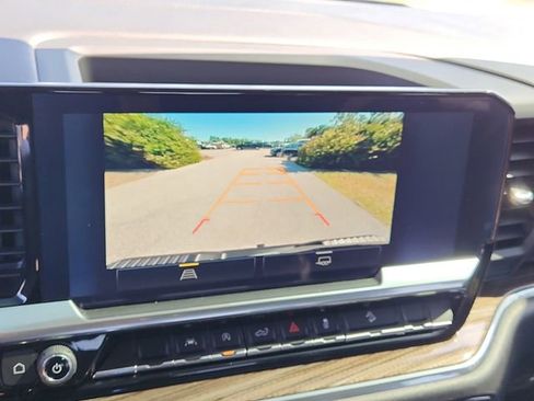 Used 2023 Chevrolet Silverado 1500 RST AWD/4WD image 28