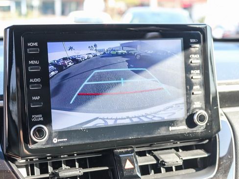 Used 2022 Toyota Corolla Cross LE image 25