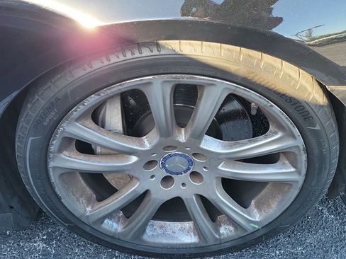 Used 2013 Mercedes-Benz SL 550 image 8