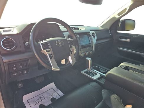 Used 2020 Toyota Tundra SR5 w/ SR5 Leather Package AWD/4WD image 16