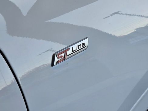 Used 2023 Ford Escape ST-Line image 31