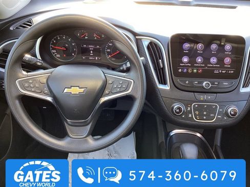 Used 2024 Chevrolet Malibu LT image 14