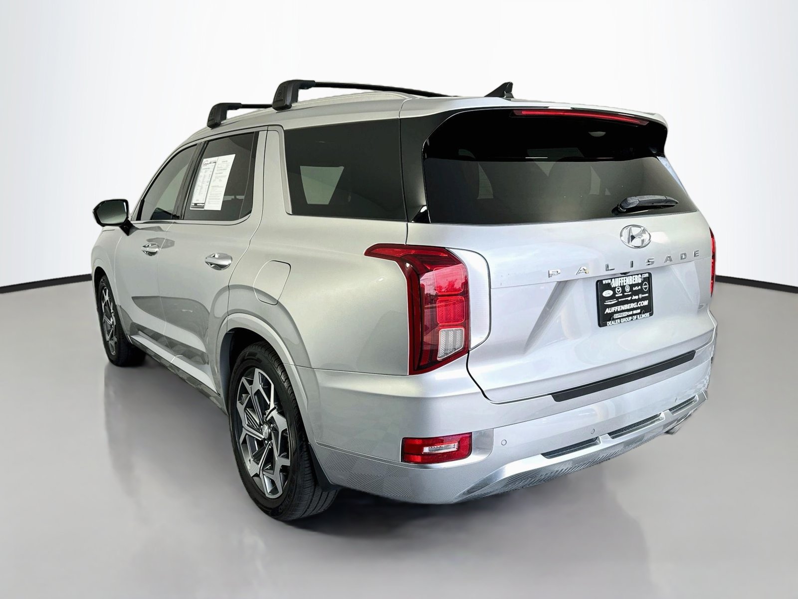 Used 2021 Hyundai Palisade Calligraphy w/ Cargo Package FWD image 5