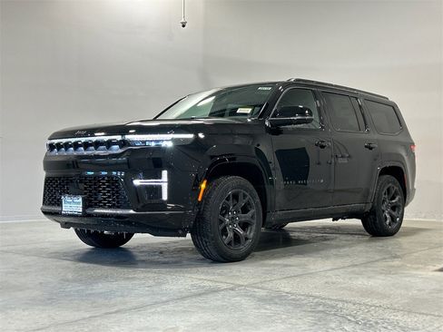 New 2026 Jeep Grand Wagoneer Limited image 2