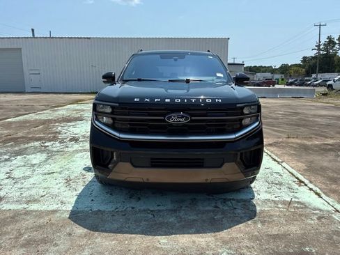 Used 2025 Ford Expedition Max King Ranch AWD/4WD image 8