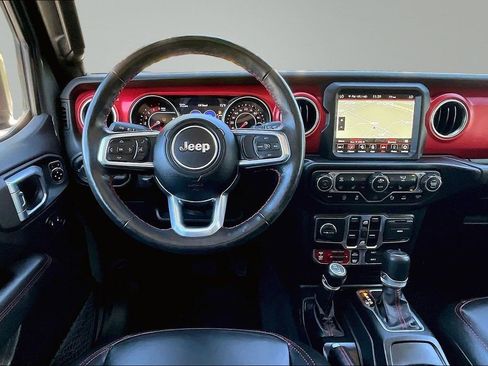 Used 2021 Jeep Wrangler Unlimited Rubicon AWD/4WD image 9