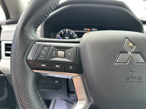 Used 2023 Mitsubishi Outlander SEL image 33