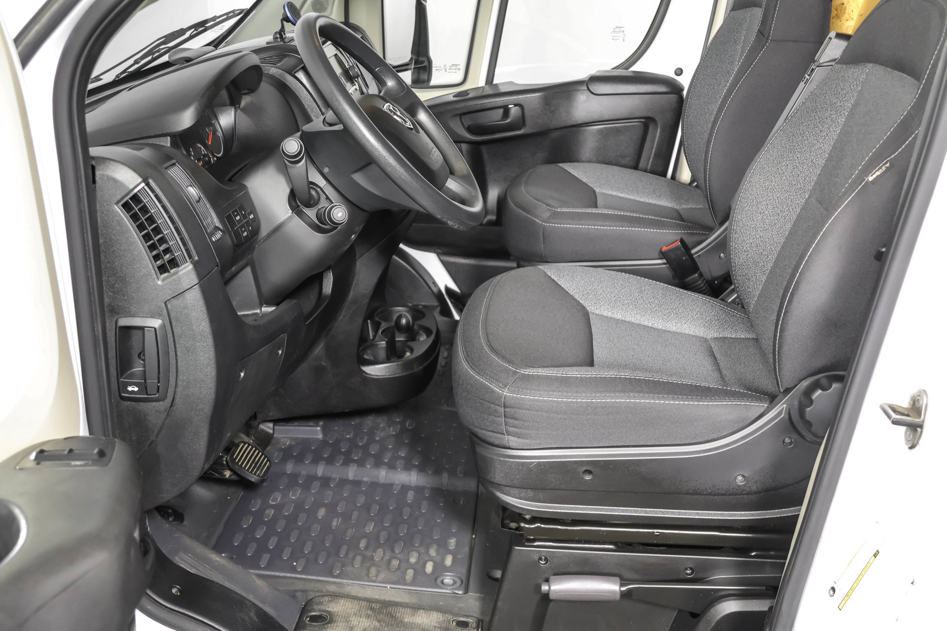 Used 2021 RAM ProMaster 1500 FWD image 22