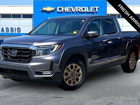 Used 2022 Honda Ridgeline RTL-E image 2