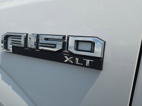 Used 2018 Ford F150 XLT image 9