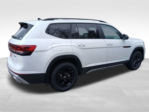 New 2026 Volkswagen Atlas Peak Edition AWD/4WD image 5