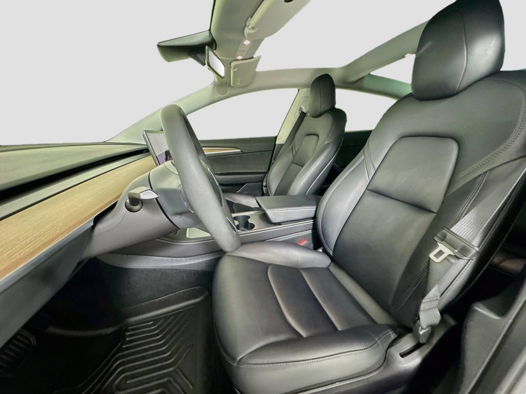 Used 2023 Tesla Model 3 Standard Range RWD image 10