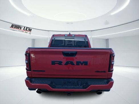 Used 2025 RAM 1500 Big Horn AWD/4WD image 4