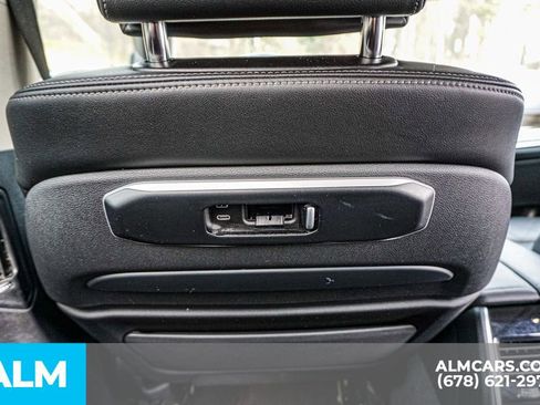 Used 2024 BMW X7 xDrive40i image 35